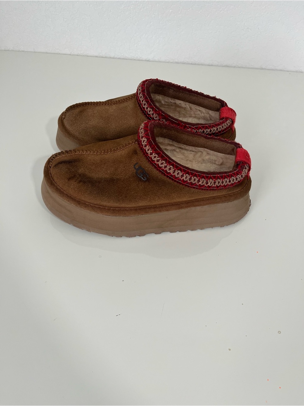 UGG Classic Mini Moccasin Slippers Women’s US 5 Brown Suede Red Stitch Detail